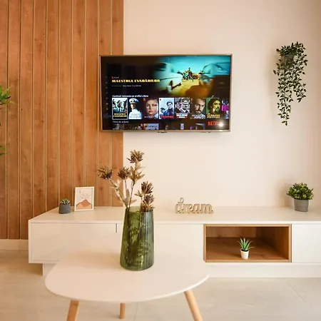Colorful Fusion - Modern 1Br Near Romexpo Center Apartment Bucharest Exterior photo