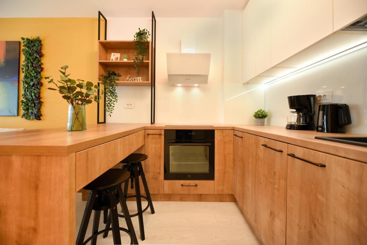 Colorful Fusion - Modern 1br Near Romexpo Center * Bucarest