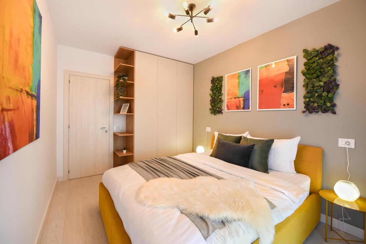 Colorful Fusion - Modern 1br Near Romexpo Center * Bukarest