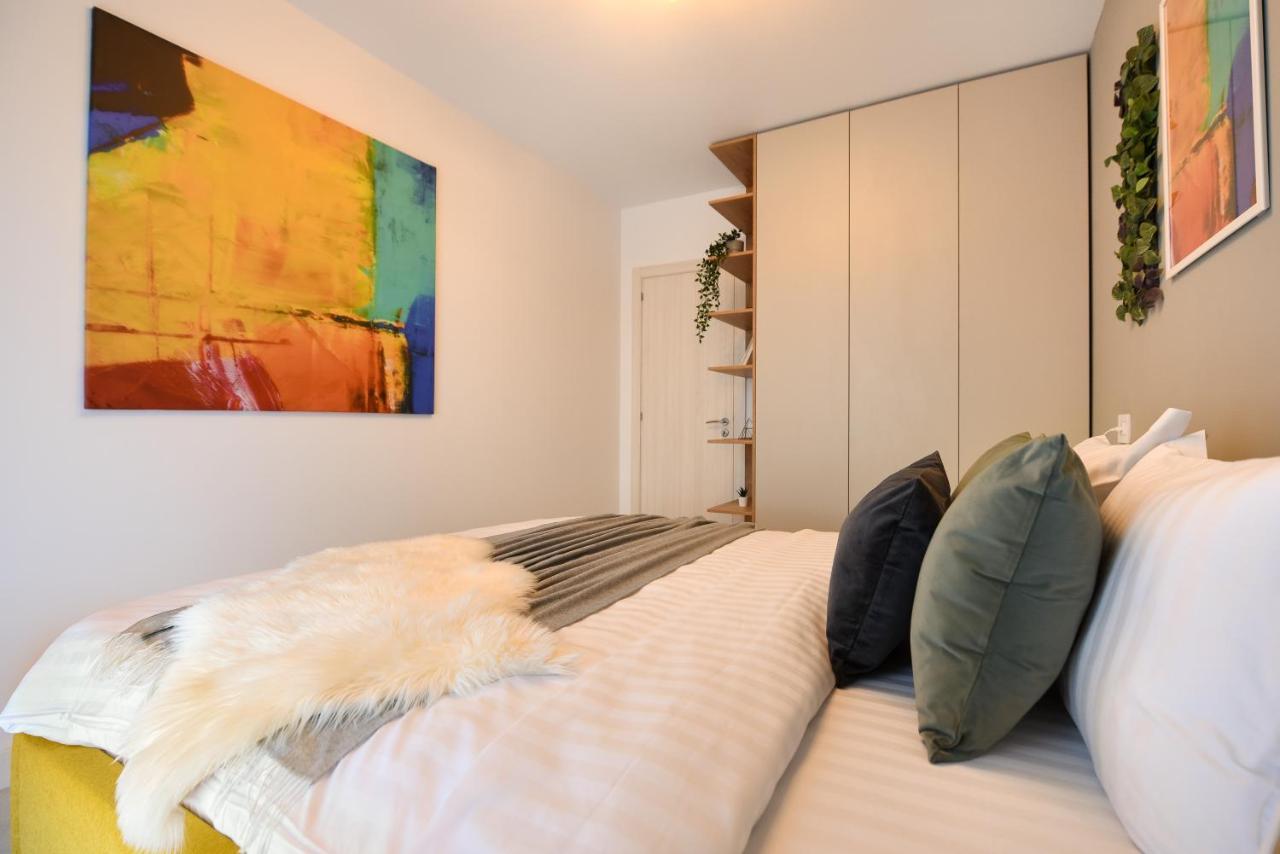 Colorful Fusion - Modern 1br Near Romexpo Center Bukarest